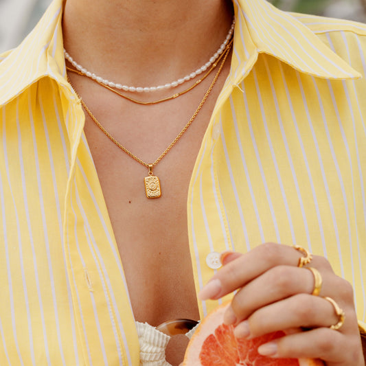 Sun Lover Pendant Necklace Gold