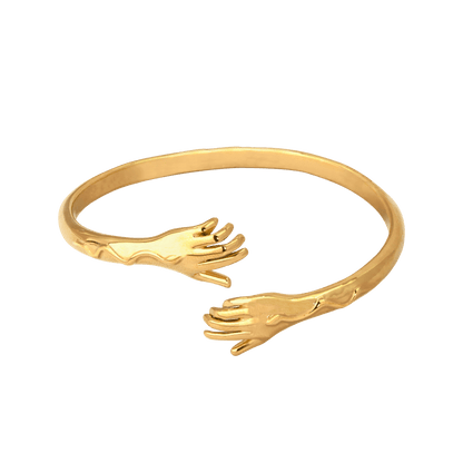 Love Lisa Hug Bangle Gold