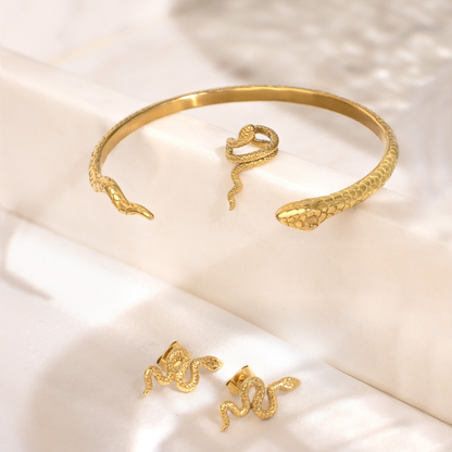 Charming Nicolas Bangle Gold